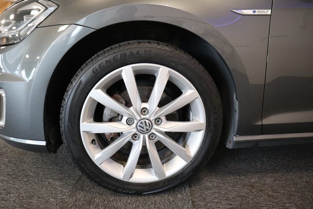 null 2018 VOLKSWAGEN GOLF-3