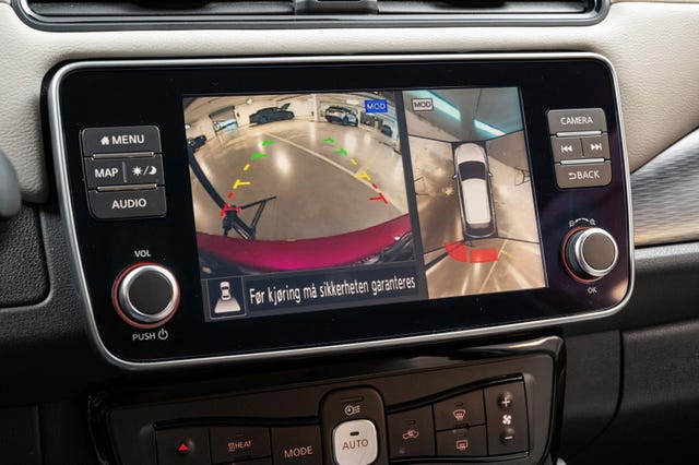 2021 NISSAN LEAF - 19