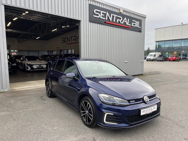 2019 VOLKSWAGEN GOLF - 10