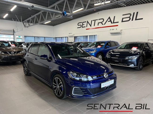 WVWZZZAUZKW800138 2019 VOLKSWAGEN GOLF-0