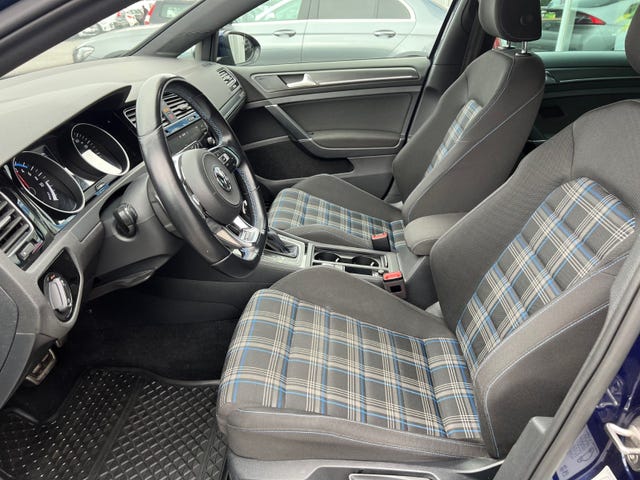 2019 VOLKSWAGEN GOLF - 18