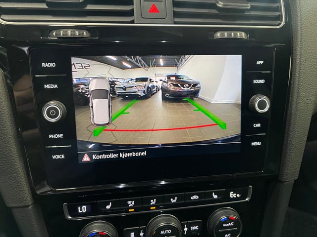 2019 VOLKSWAGEN GOLF - 23