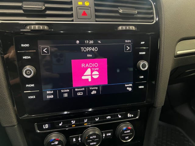 2019 VOLKSWAGEN GOLF - 26