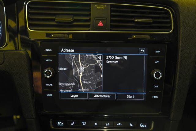 2019 VOLKSWAGEN GOLF - 33
