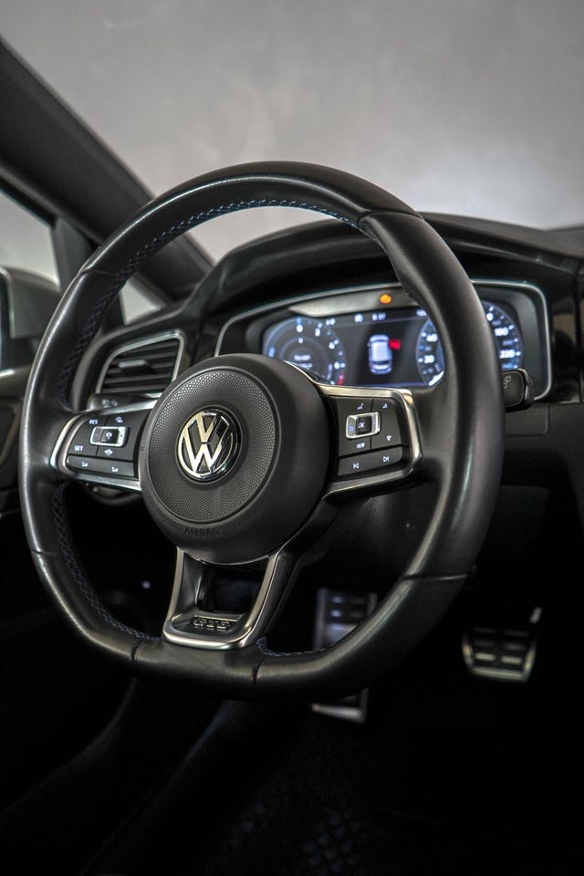 2019 VOLKSWAGEN GOLF - 20
