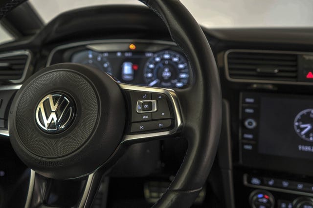 2019 VOLKSWAGEN GOLF - 21