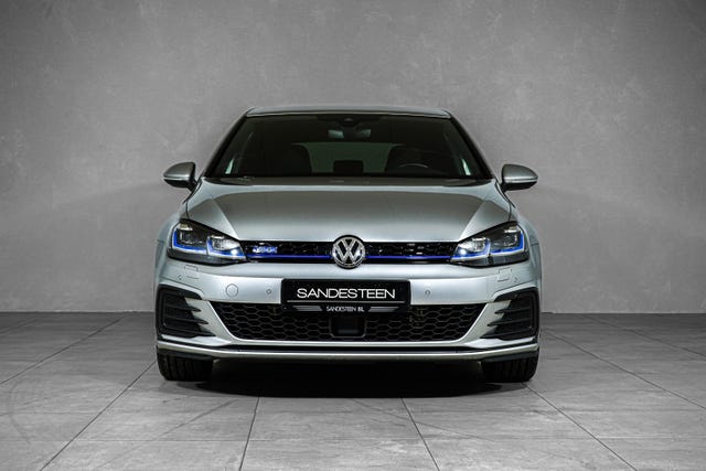 WVWZZZAUZKW800708 2019 VOLKSWAGEN GOLF-2