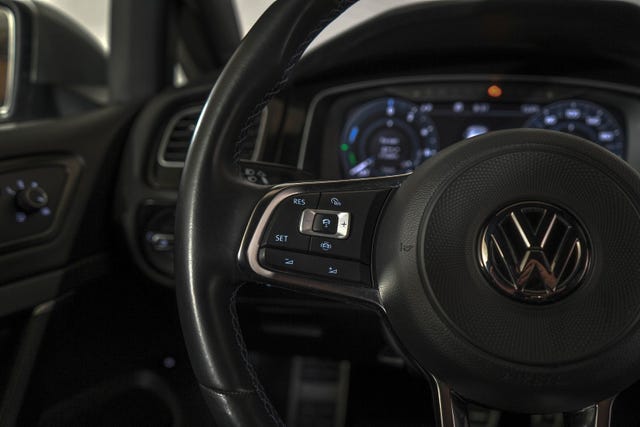 2019 VOLKSWAGEN GOLF - 22