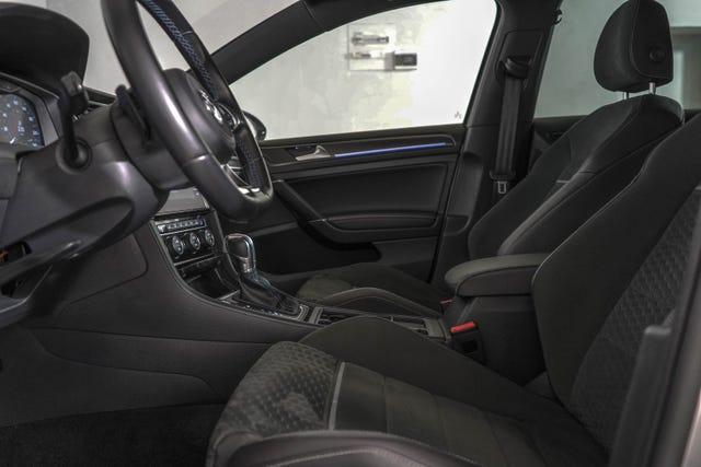 2019 VOLKSWAGEN GOLF - 13