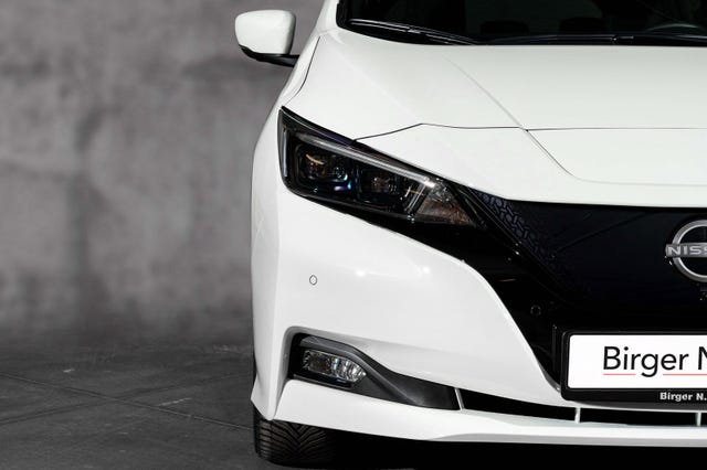 2022 NISSAN LEAF - 7
