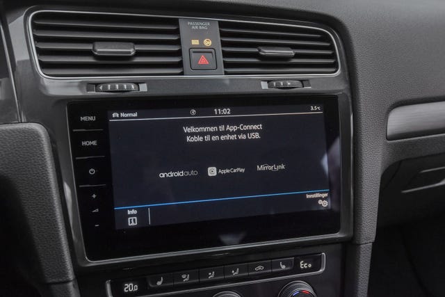 2018 VOLKSWAGEN GOLF - 18