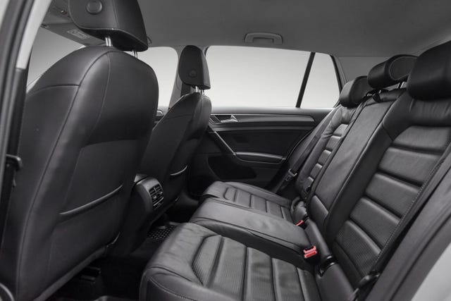2018 VOLKSWAGEN GOLF - 12