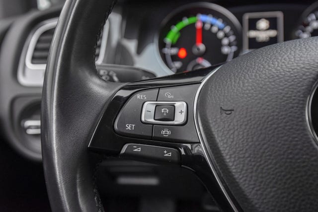 2018 VOLKSWAGEN GOLF - 15