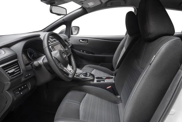2022 NISSAN LEAF - 8