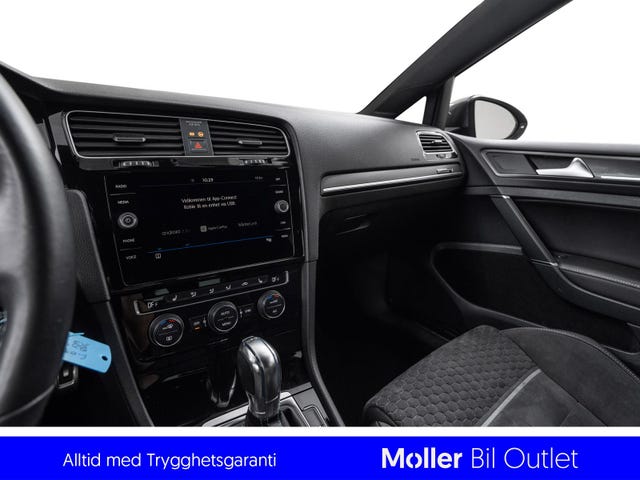 2018 VOLKSWAGEN GOLF - 12