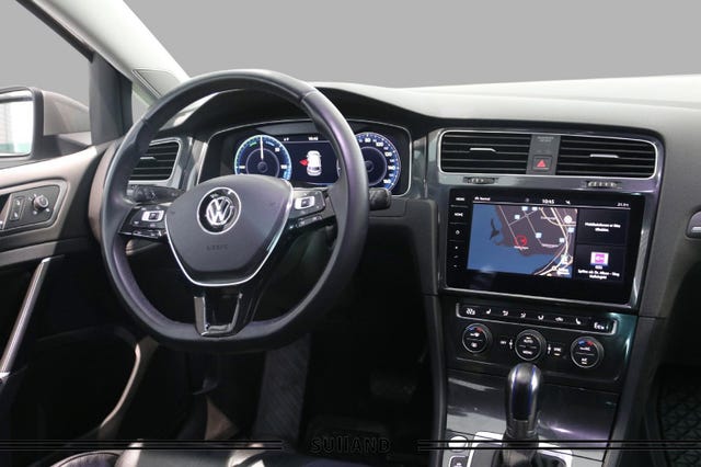 2018 VOLKSWAGEN GOLF - 14