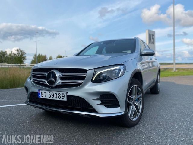 WDC2539541V001417 2017 MERCEDES-BENZ GLC-1