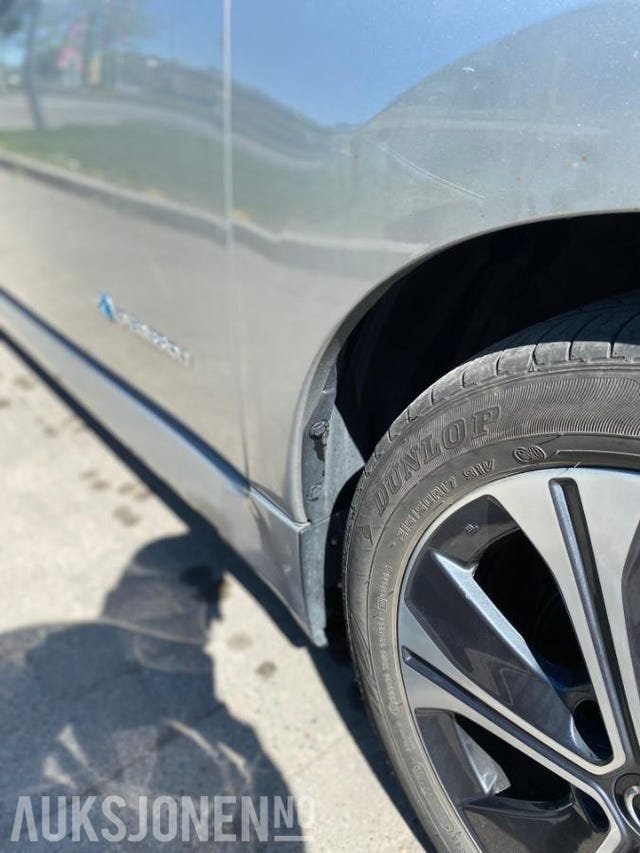 2018 NISSAN LEAF - 9