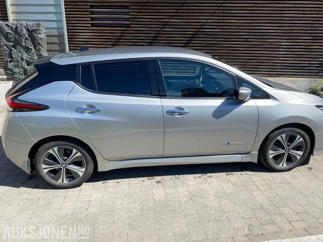 2018 NISSAN LEAF - 7