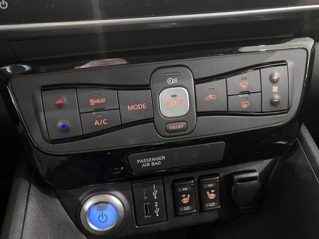 2021 NISSAN LEAF - 15