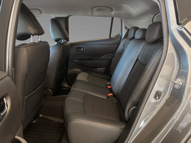 2021 NISSAN LEAF - 21