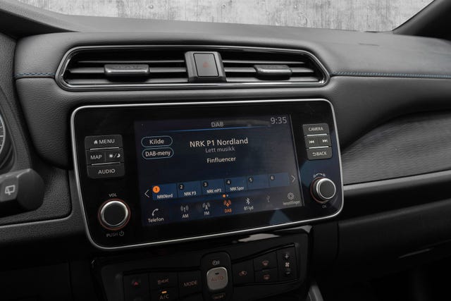 2020 NISSAN LEAF - 19