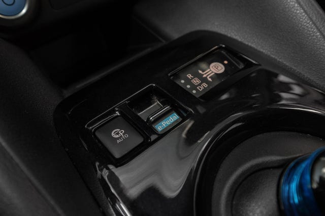 2020 NISSAN LEAF - 22