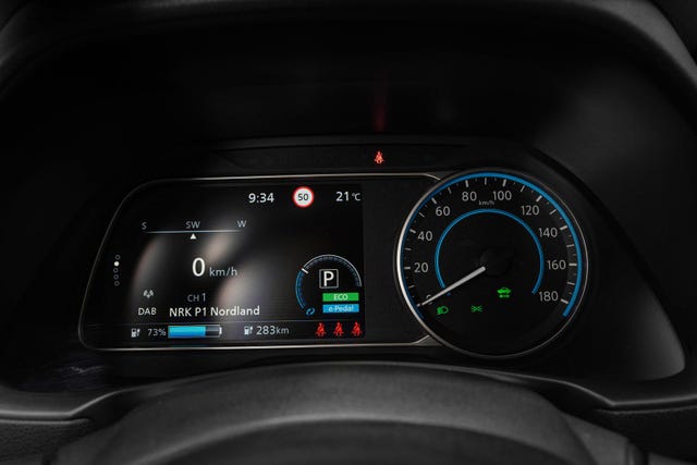 2020 NISSAN LEAF - 17