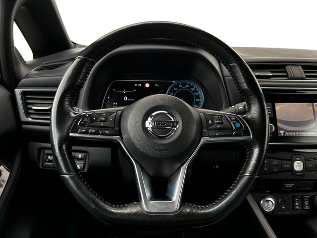 2018 NISSAN LEAF - 13