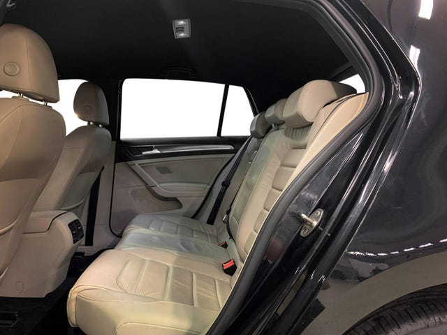 2018 VOLKSWAGEN GOLF - 12