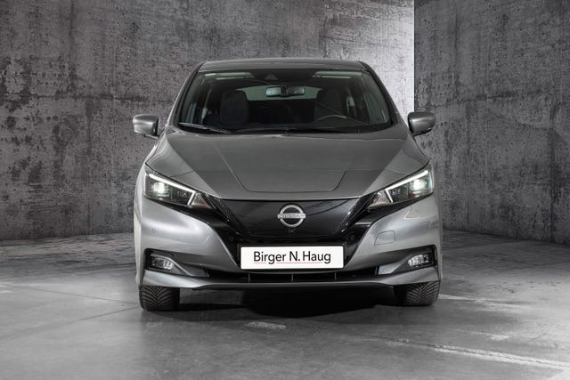 SJNFAAZE1U0167475 2022 NISSAN LEAF-2
