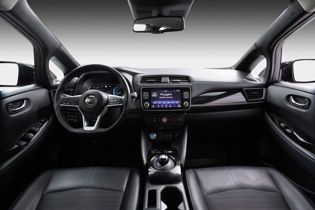 2021 NISSAN LEAF - 22