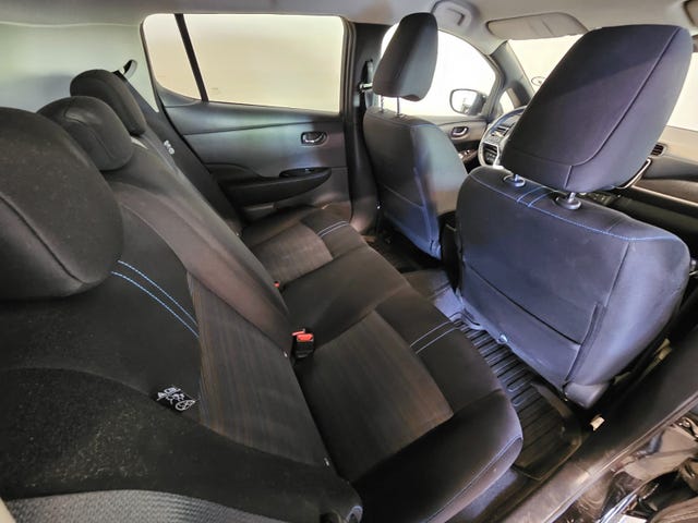 2018 NISSAN LEAF - 12