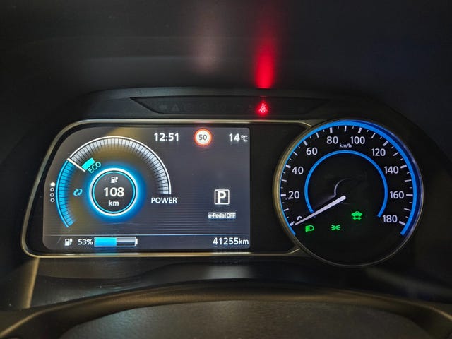 2018 NISSAN LEAF - 21