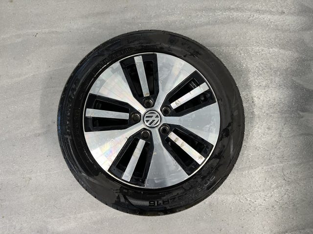 2018 VOLKSWAGEN GOLF - 8