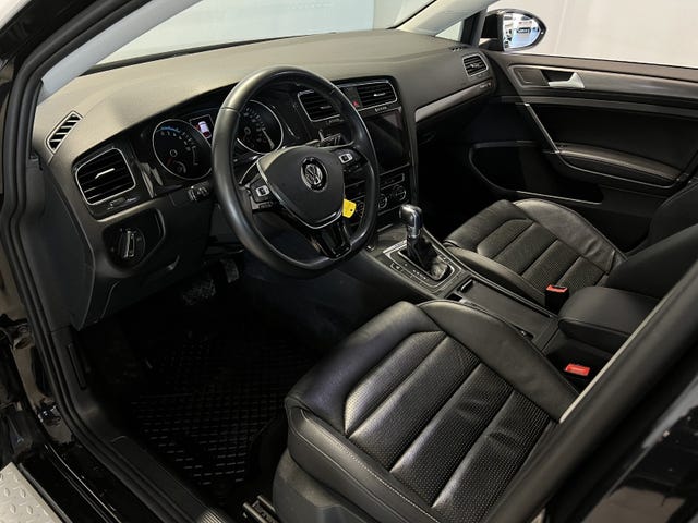 2018 VOLKSWAGEN GOLF - 35