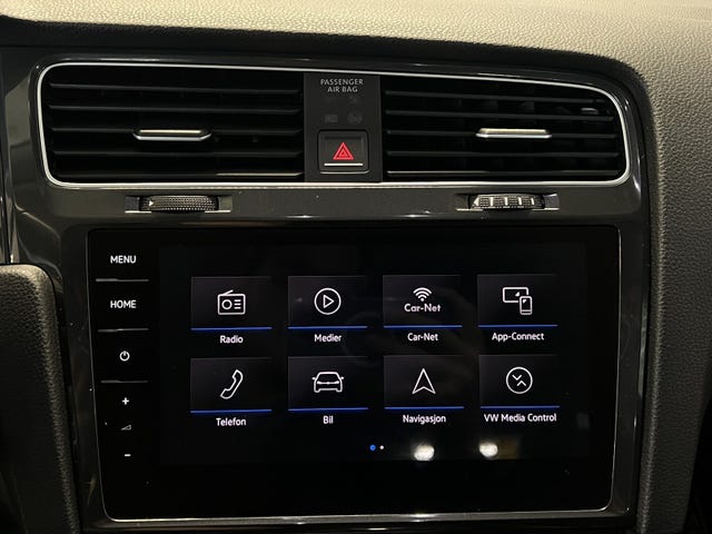2018 VOLKSWAGEN GOLF - 23