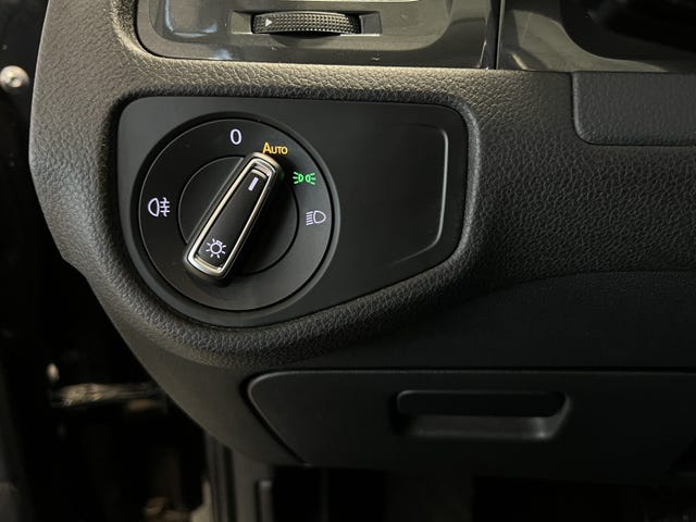 2018 VOLKSWAGEN GOLF - 22