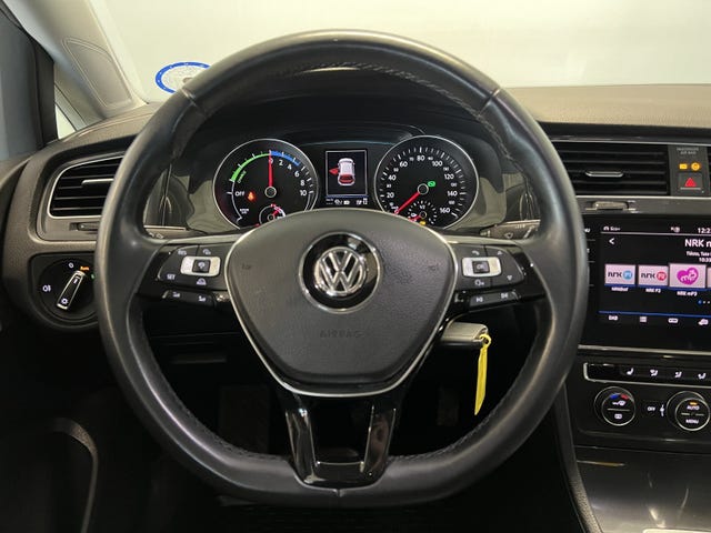 2018 VOLKSWAGEN GOLF - 17