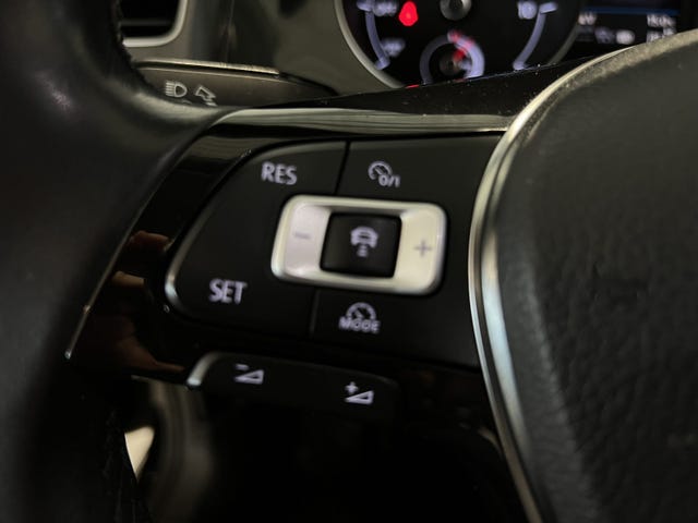 2018 VOLKSWAGEN GOLF - 20