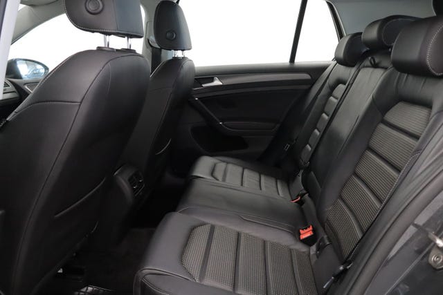 2018 VOLKSWAGEN GOLF - 10
