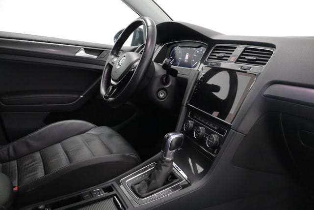 2018 VOLKSWAGEN GOLF - 13
