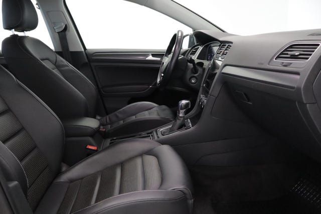 2018 VOLKSWAGEN GOLF - 12