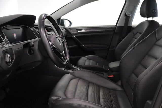 2018 VOLKSWAGEN GOLF - 8