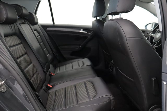 2018 VOLKSWAGEN GOLF - 11