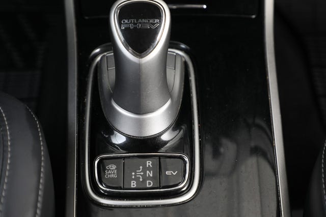2020 MITSUBISHI OUTLANDER - 18
