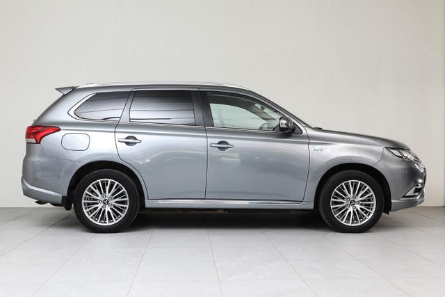 JMBXDGG3WLZ039645 2020 MITSUBISHI OUTLANDER-2