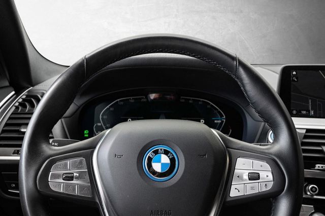2021 BMW IX3 - 13