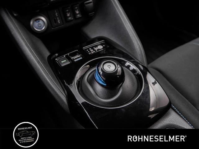 2021 NISSAN LEAF - 19