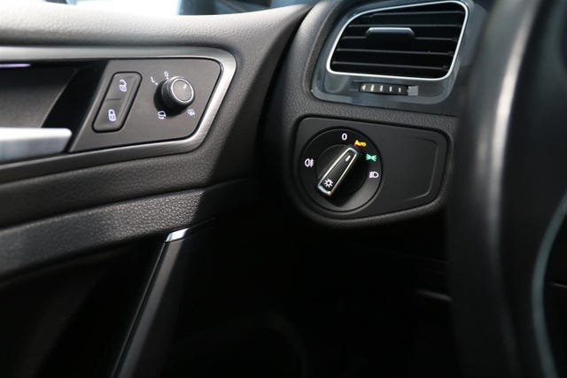 2019 VOLKSWAGEN GOLF - 25